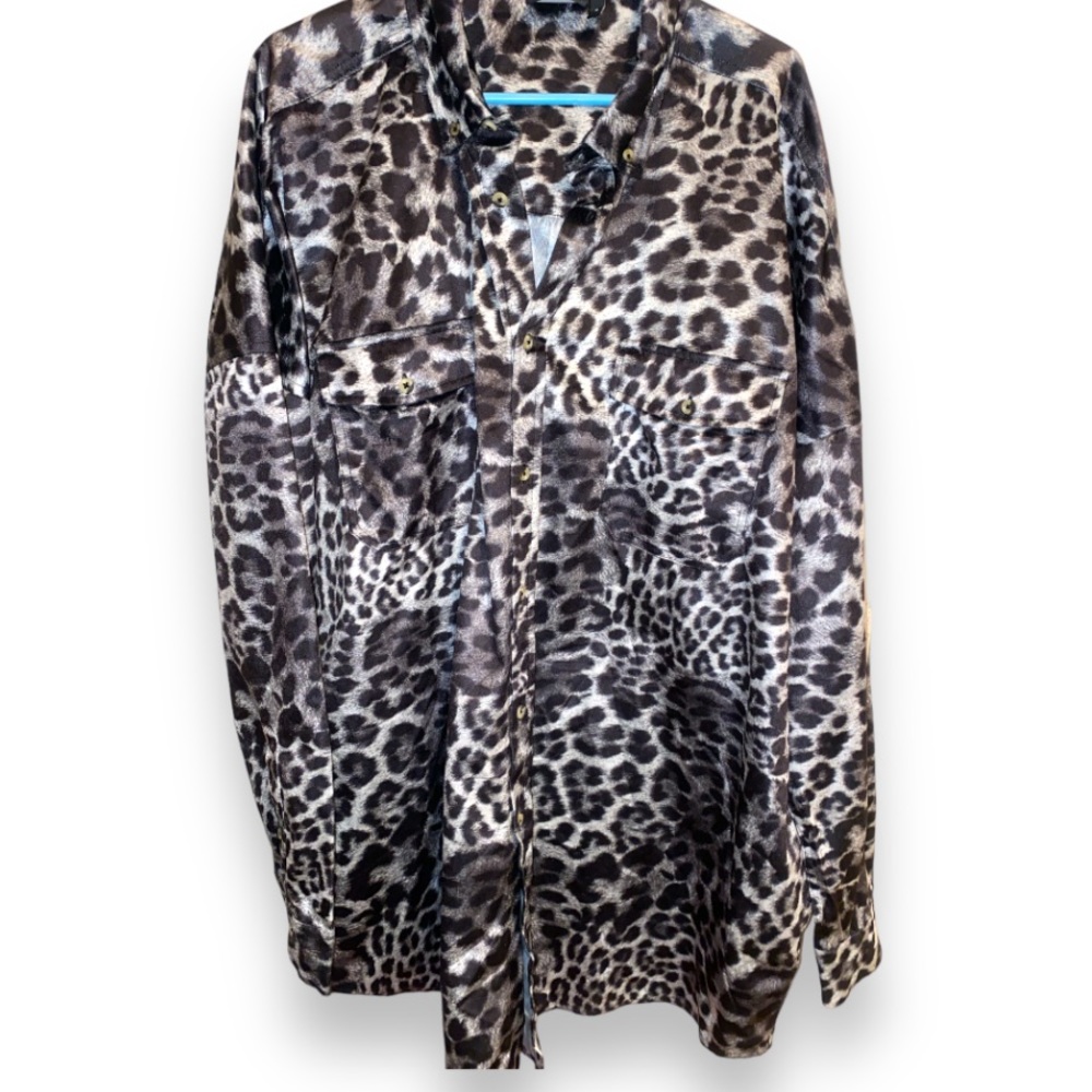 ASOS DESIGN 90s Style Oversize Snow Leopard Velvet Long Sleeve Button Up XLarge